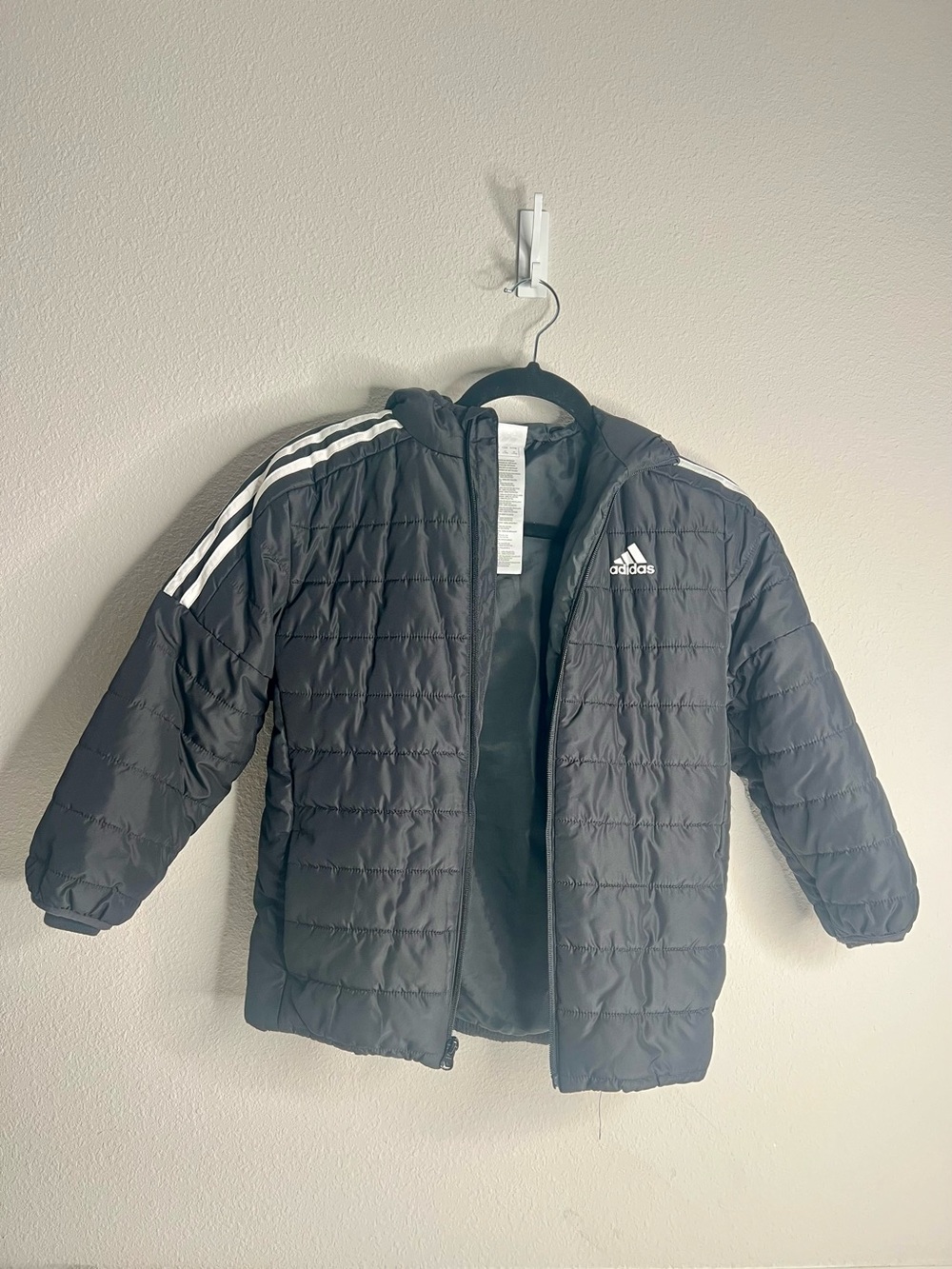 Adidas Black Puffer Jacket with White Stripe Accents. Unisex Size 7/8.